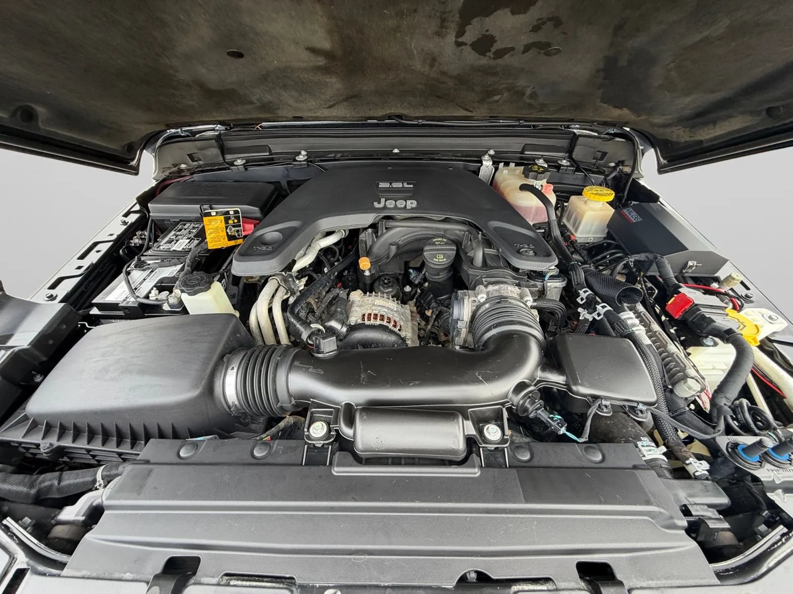 Used 2021 Jeep Gladiator Sport AWD/4WD image 35
