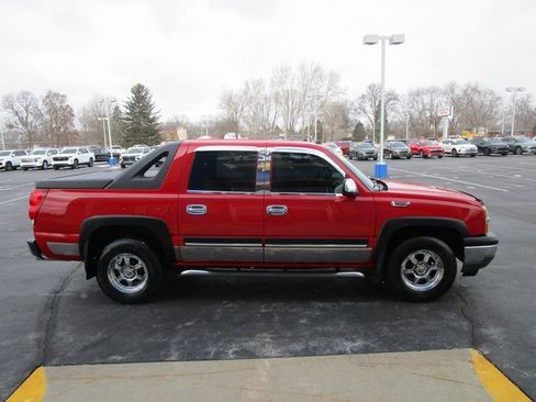 Used 2005 Chevrolet Avalanche Z66 w/ Sun And Sound Package image 6