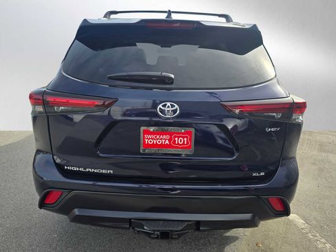 New 2026 Toyota Highlander XLE image 4