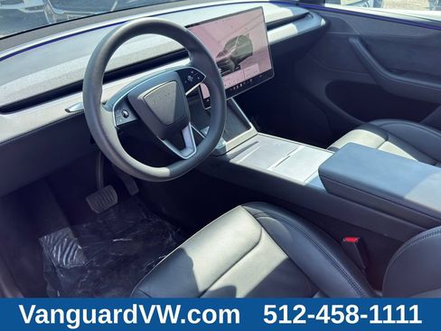 Used 2026 Tesla Model Y 2WD image 9