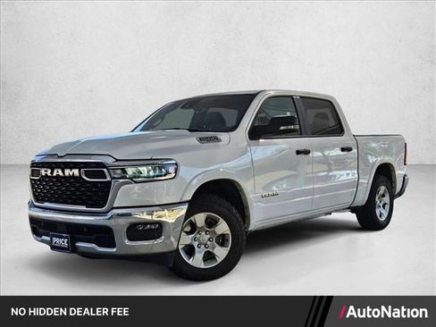 Used 2025 RAM 1500 Big Horn AWD/4WD image 1