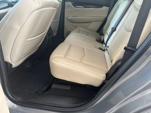 Used 2018 Cadillac XT5 Luxury w/ Driver Awareness Package FWD image 28