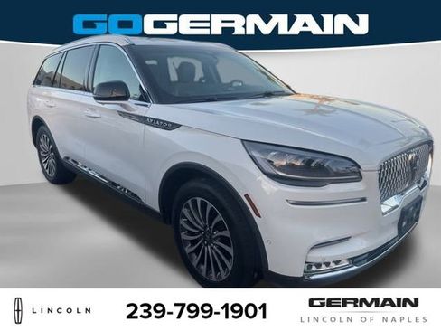Used 2020 Lincoln Aviator Reserve w/ Elements Package Plus image 8