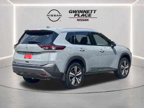 Certified 2023 Nissan Rogue SL FWD image 26