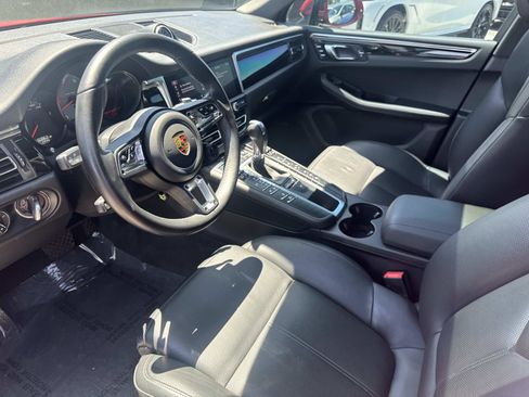 Used 2021 Porsche Macan S AWD/4WD image 14