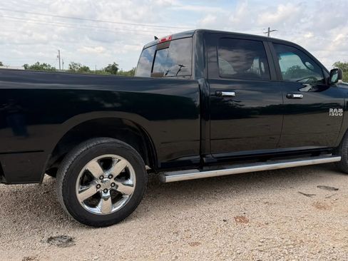 Used 2015 RAM 1500 Lone Star RWD image 5