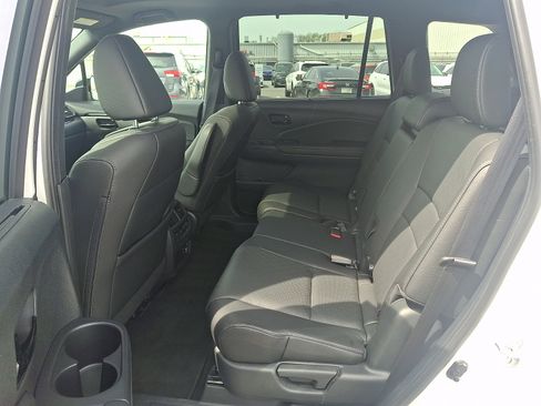 Used 2023 Honda Passport Elite image 10