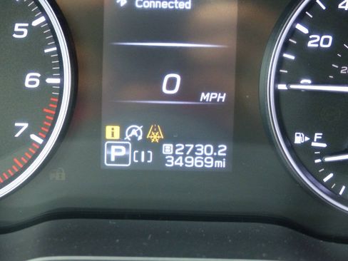 Used 2024 Subaru Crosstrek 2.0i Premium AWD/4WD image 26