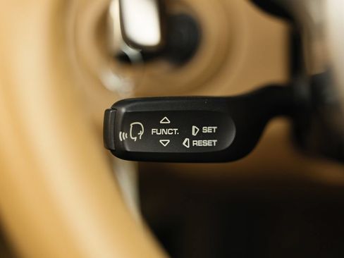 Used 2012 Porsche 911 Turbo S AWD/4WD image 32