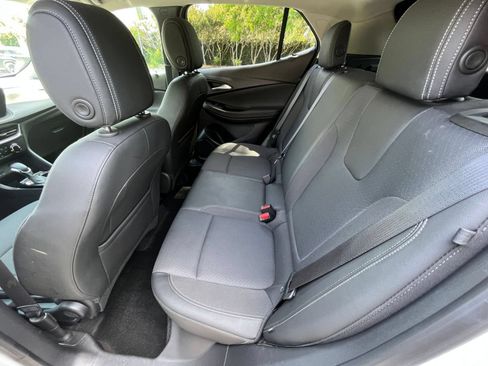 Used 2025 Buick Encore GX Preferred FWD image 24