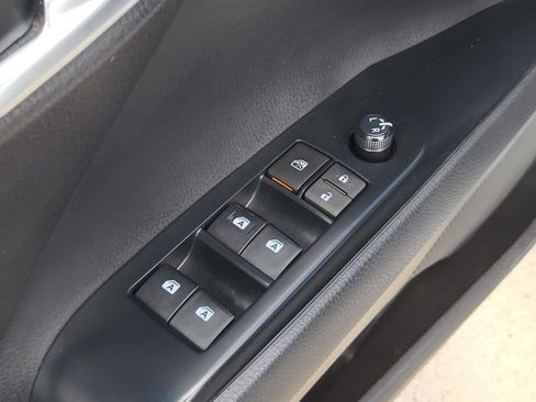 Used 2020 Toyota Camry LE FWD image 15