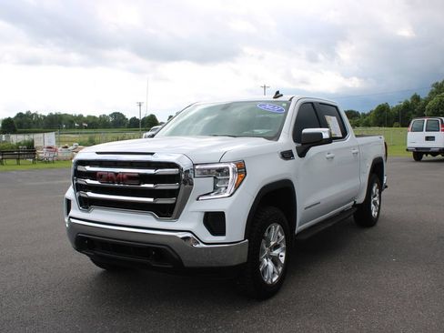 Used 2021 GMC Sierra 1500 SLE w/ X31 Off-Road Package AWD/4WD image 4