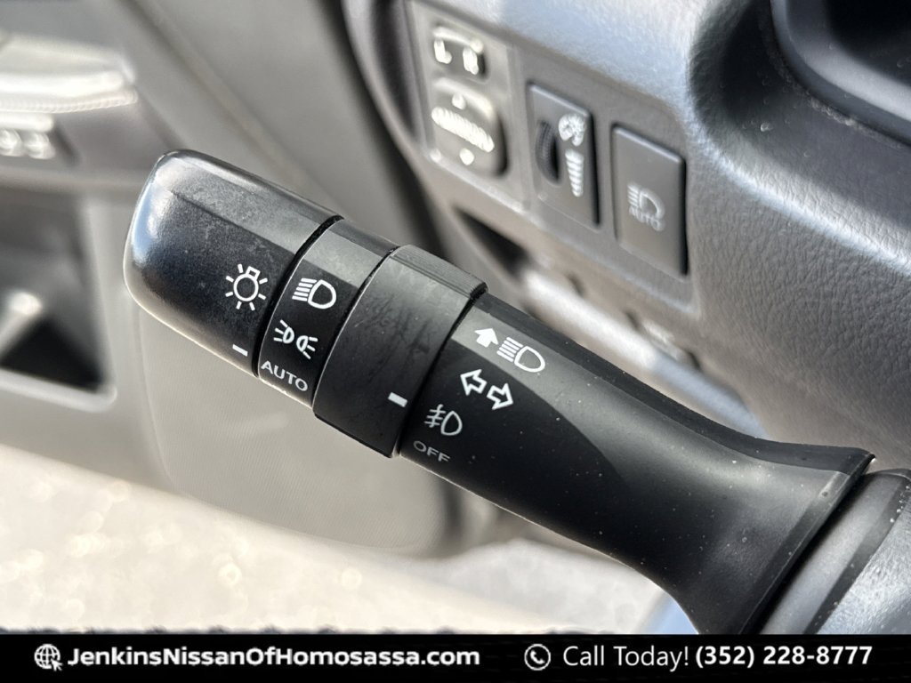 Used 2021 Toyota 4Runner Limited AWD/4WD image 40