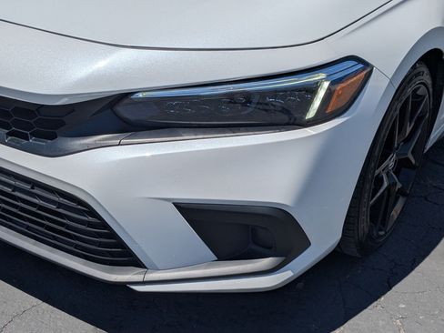 Used 2024 Honda Civic Sport image 12