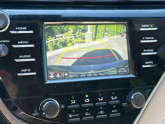 Used 2018 Toyota Camry LE w/ Moonroof Package FWD image 7