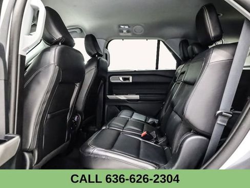 Used 2023 Ford Explorer Limited image 25