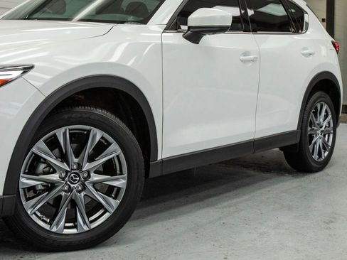 Used 2019 MAZDA CX-5 Signature image 15