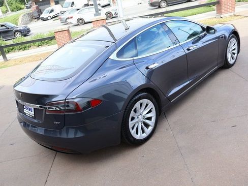 Used 2018 Tesla Model S 75D AWD/4WD image 6