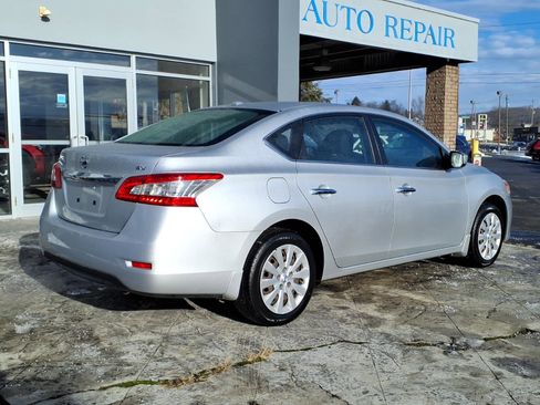 Used 2015 Nissan Sentra SV FWD image 3