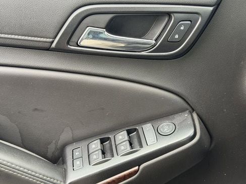 Used 2017 GMC Yukon SLE w/ SLE Value Package image 23