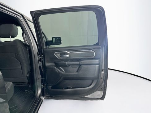 Used 2020 RAM 1500 Big Horn AWD/4WD image 30