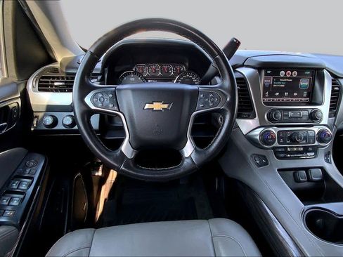 Used 2015 Chevrolet Suburban LT AWD/4WD image 6