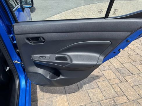 Used 2020 Nissan Versa S FWD image 34