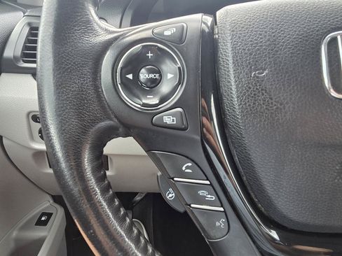 Used 2020 Honda Ridgeline RTL-E image 23
