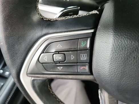 Used 2022 Jeep Grand Cherokee L Limited AWD/4WD image 12