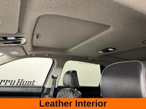 Used 2022 Hyundai Palisade Limited w/ Cargo Package image 3