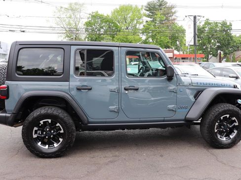 Used 2024 Jeep Wrangler Unlimited Rubicon 4xe AWD/4WD image 6