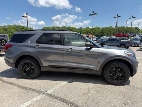 Used 2022 Ford Explorer Timberline AWD/4WD image 8