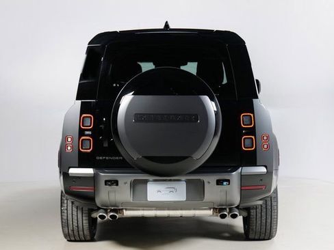 New 2026 Land Rover Defender 130 V8 image 7