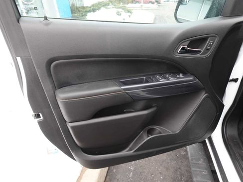 Used 2022 GMC Canyon AT4 w/ Trailering Package image 11