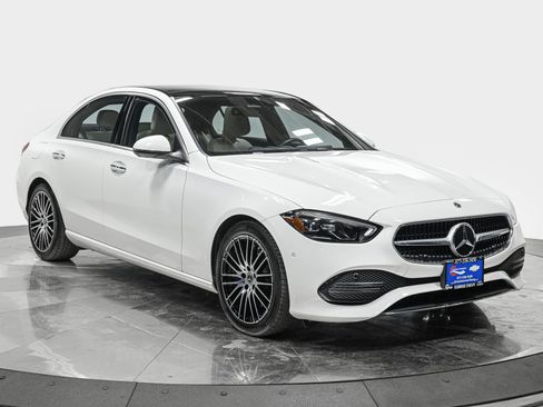 Used 2025 Mercedes-Benz C 300 4MATIC Sedan image 9