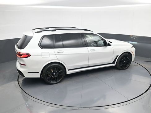 Used 2025 BMW X7 M60i w/ Executive Package image 24