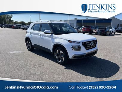 New 2025 Hyundai Venue SEL