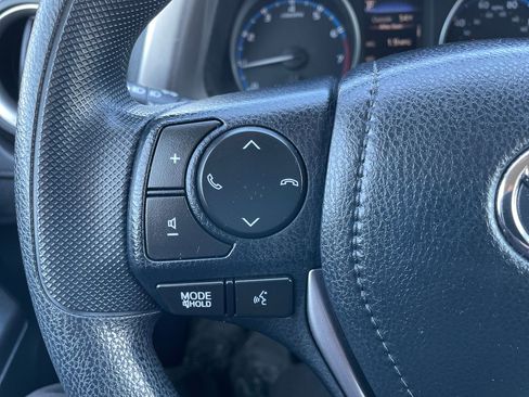Certified 2018 Toyota RAV4 LE w/ All Weather Liner Package AWD/4WD image 23