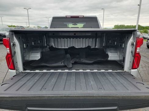 Used 2020 Chevrolet Silverado 1500 Custom w/ Custom Value Package AWD/4WD image 35