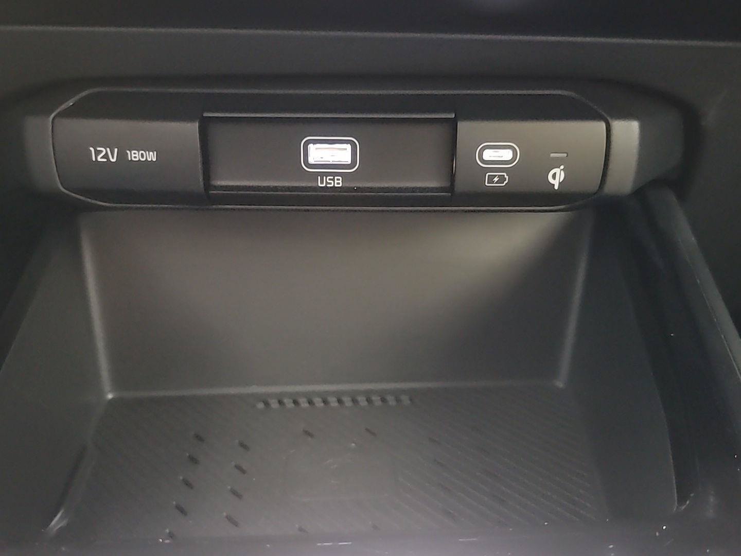 Certified 2025 Kia Niro Wind w/ Wind Preserve Package FWD image 32