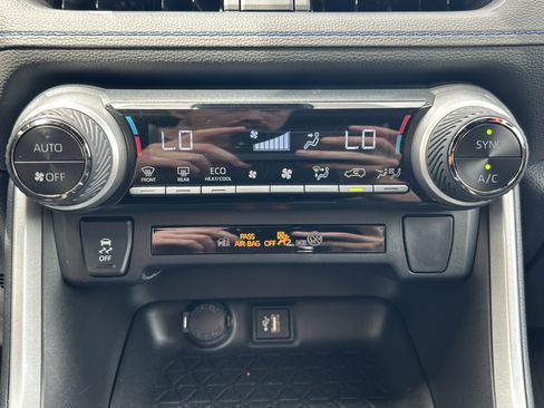 Certified 2023 Toyota RAV4 SE AWD/4WD image 29