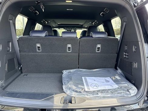 New 2026 INFINITI QX80 4WD image 22