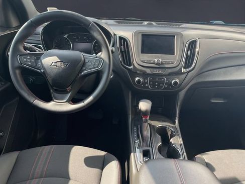 Used 2023 Chevrolet Equinox RS AWD/4WD image 10