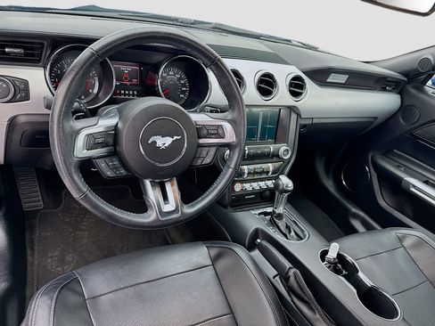 Used 2017 Ford Mustang GT Premium w/ Equipment Group 401A RWD image 14