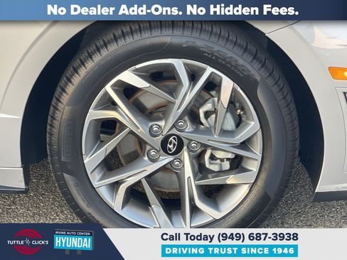 Used 2023 Hyundai Sonata SEL w/ Convenience Package FWD image 13