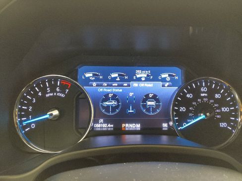 Used 2019 Ford Expedition XLT w/ Equipment Group 202A RWD image 23