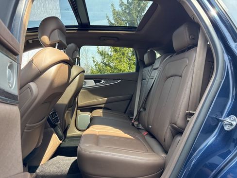 Used 2017 Lincoln MKX Reserve w/ Luxury Package image 27