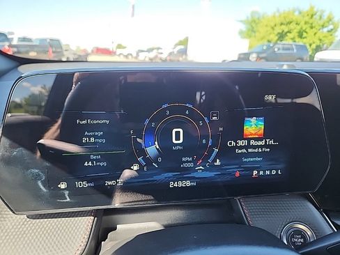 Used 2025 Chevrolet Equinox RS w/ Safety and Technology Package AWD/4WD image 17