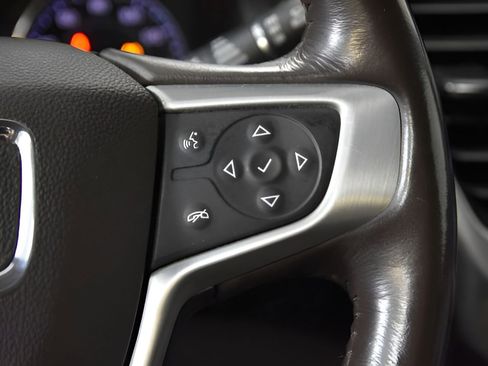 Used 2019 GMC Acadia SLT image 21