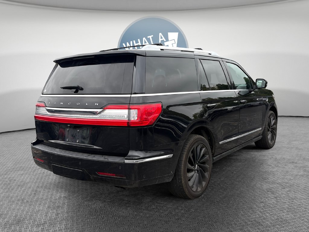 Used 2020 Lincoln Navigator Reserve w/ Equipment Group 208A Reserve AWD/4WD image 3
